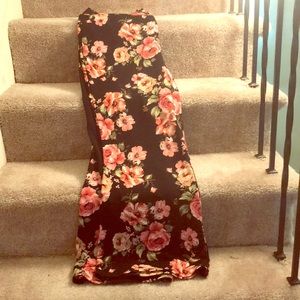 Black flare pants from forever 21...